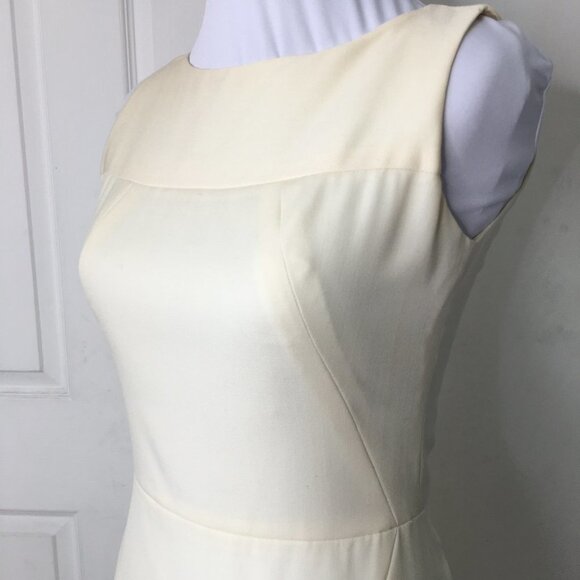 Carolina Herrera Beige Open Flare Sleeveless Dress Size 2 Cocktail Wedding - Picture 3 of 11